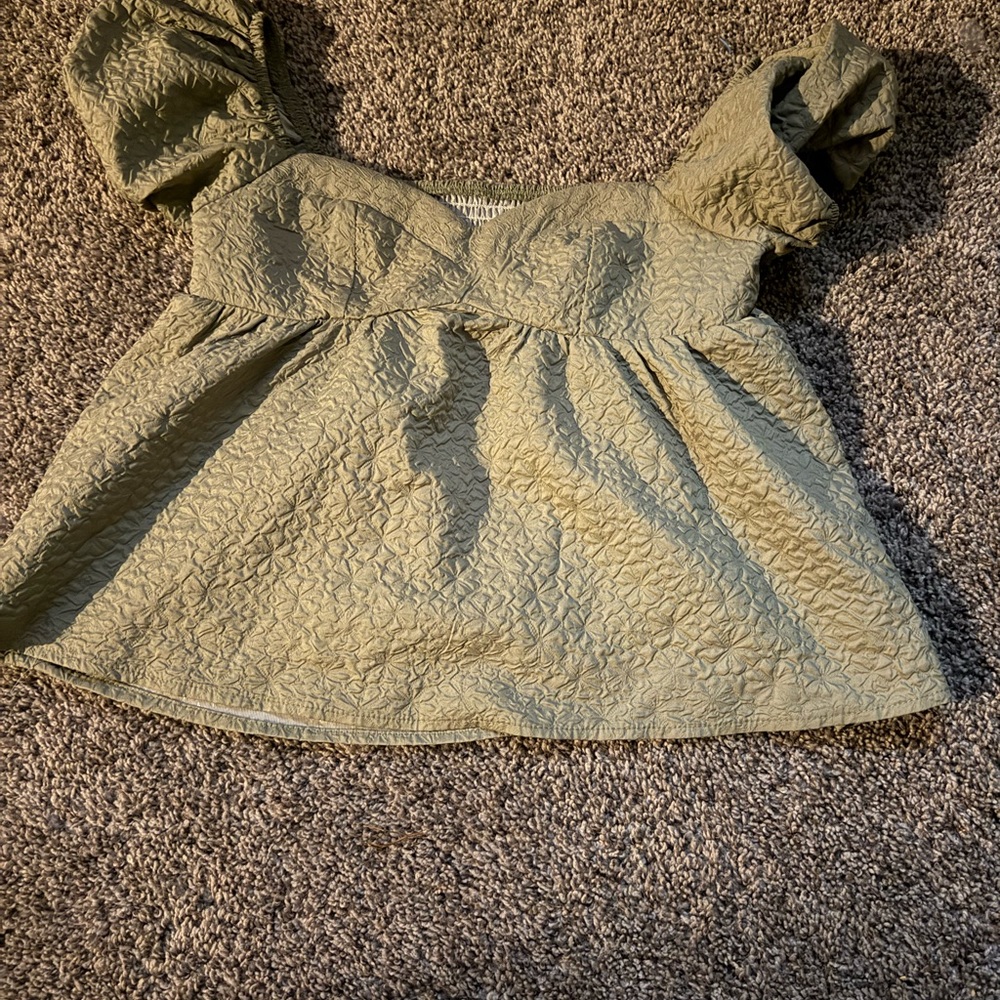 Green Textured Short Sleeve Top